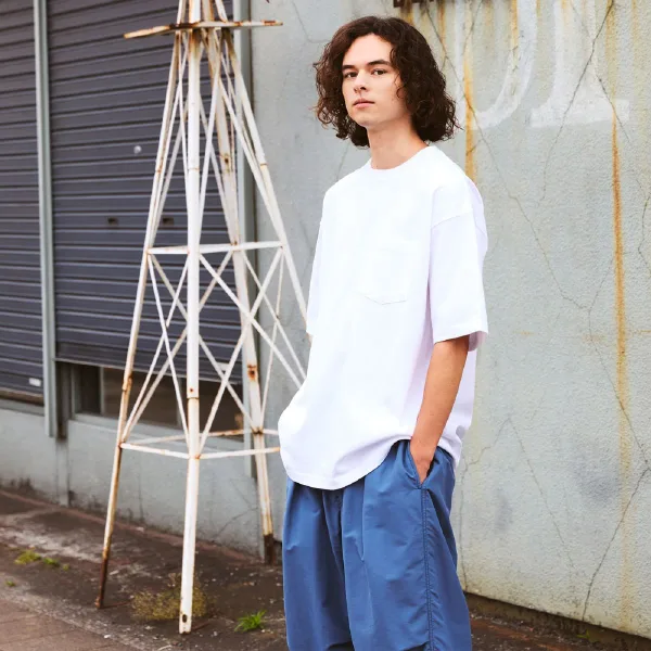 United Athle 4412-01 9.1oz Magnum Weight Big Silhouette Pocket Tee