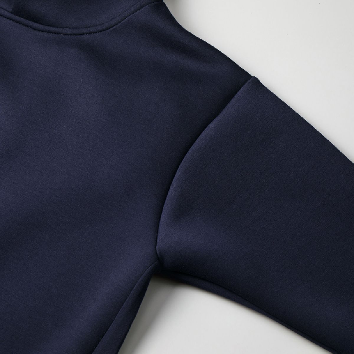 袖子安裝在袖子中