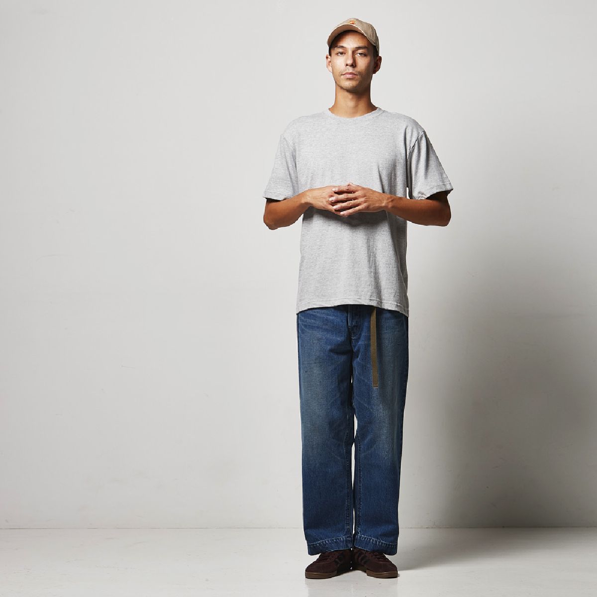 高度182厘米L尺寸006。混合灰色磨損