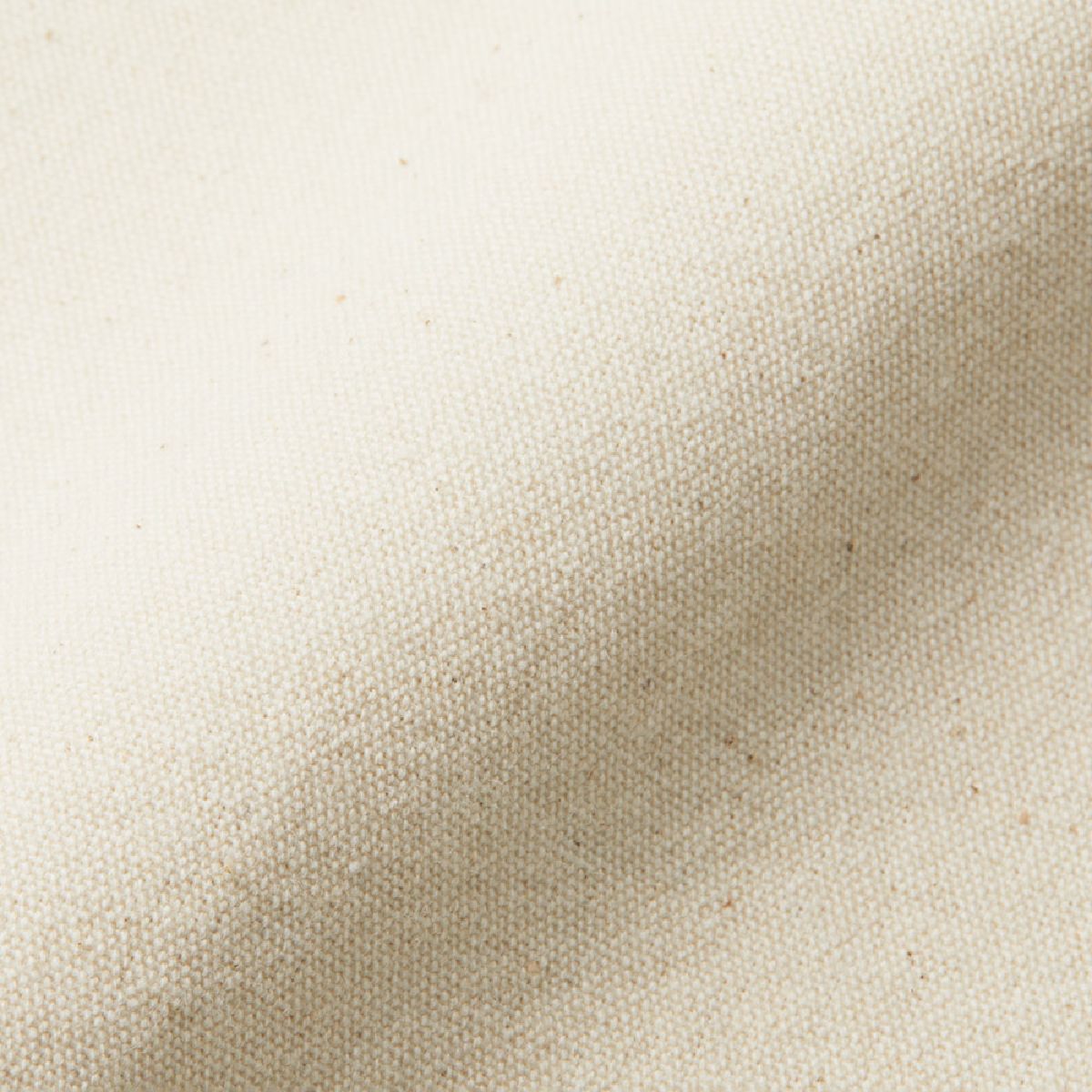 結實耐用的帆布布料，厚度適中，使用方便。